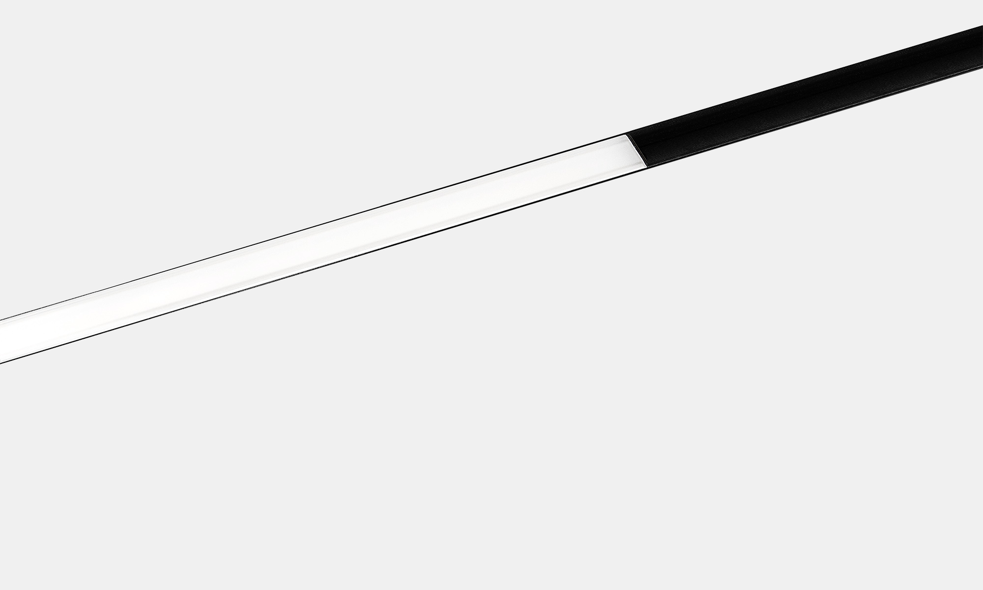 90-7360-60-00<br>Infinite Pro<br>Basse tension LED 13W 2700K